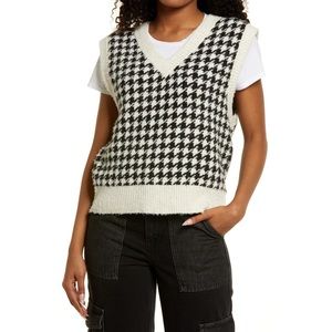 NWT BP Oversized Houndstooth Sweater Vest Small